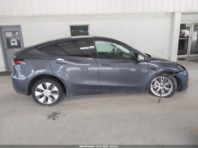 7SAYGDEE8PA135913 Tesla 2023