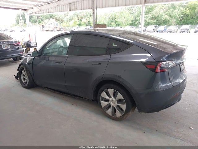 7SAYGDEE8PA135913 Tesla 2023
