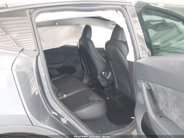 2023 TESLA MODEL Y 7SAYGDEE8PA135913 Photo 7