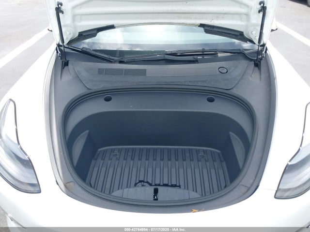 2023 TESLA MODEL 3 5YJ3E1EA2PF428752 Photo 9