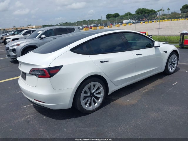 2023 TESLA MODEL 3 5YJ3E1EA2PF428752 Photo 3