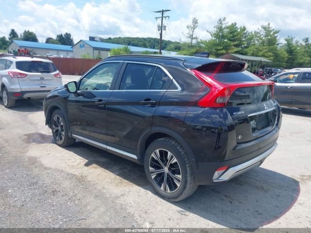 2018 MITSUBISHI ECLIPSE CROSS JA4AT5AA2JZ040927 Photo 2