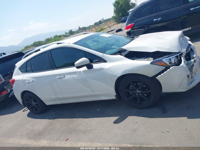 Subaru 2018 2018 4S3GTAB61J3710196 Image 13