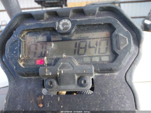 2018 CAN-AM COMMANDER 3JBKGAN27JJ001430 Photo 6