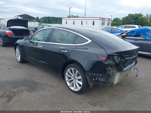 5YJ3E1EB3JF086728 Tesla MODEL 3