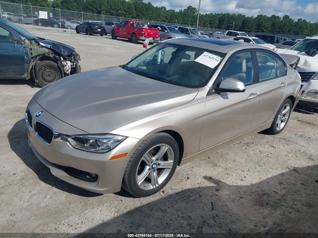BMW 2014 2014 WBA3A5G59ENP32918 Image 2