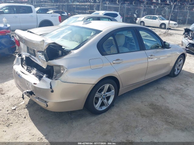 BMW 2014 2014 WBA3A5G59ENP32918 Image 4