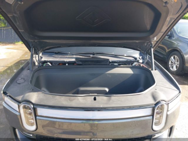 2023 RIVIAN R1T 7FCTGAAA3PN021891 Photo 9
