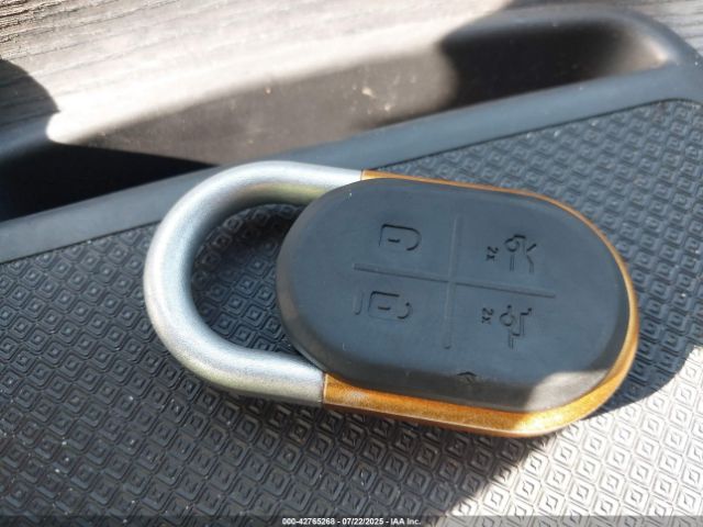 2023 RIVIAN R1T 7FCTGAAA3PN021891 Photo 10