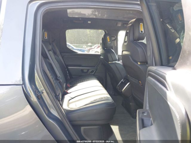 2023 RIVIAN R1T 7FCTGAAA3PN021891 Photo 7