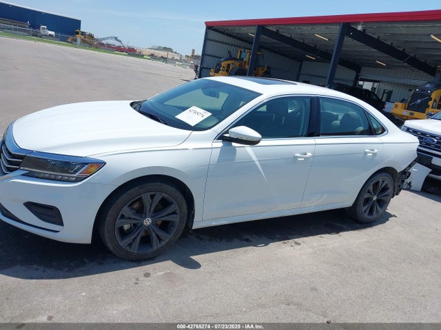 Volkswagen Passat 2021 1VWSA7A33MC011454 Image 15