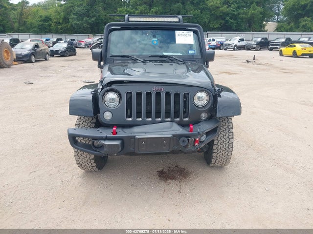 1C4BJWFG8HL671729 Jeep Wrangler
