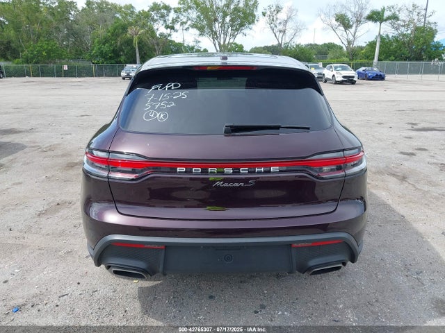 Porsche Macan 2024 WP1AA2A54RLB15752 Image 16