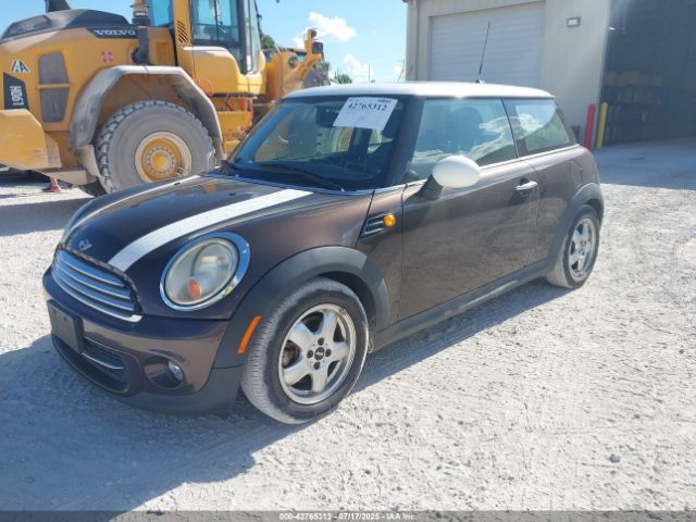 2011 MINI COOPER WMWSU3C51BT181677 Photo 1