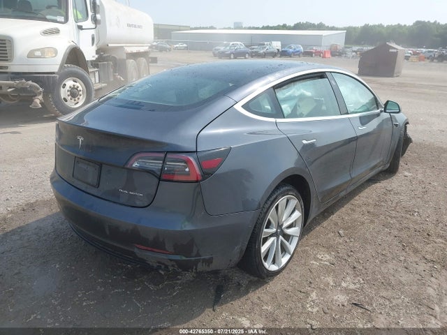2019 TESLA MODEL 3 5YJ3E1EB6KF453624 Photo 3