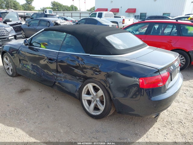 2014 AUDI A5 WAUCFAFH7EN015617 Photo 2
