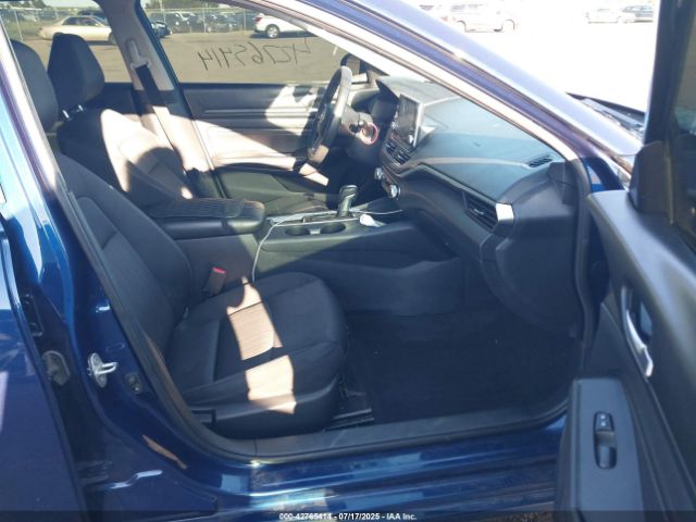 2019 NISSAN ALTIMA 1N4BL4BV3KC227710 Photo 4