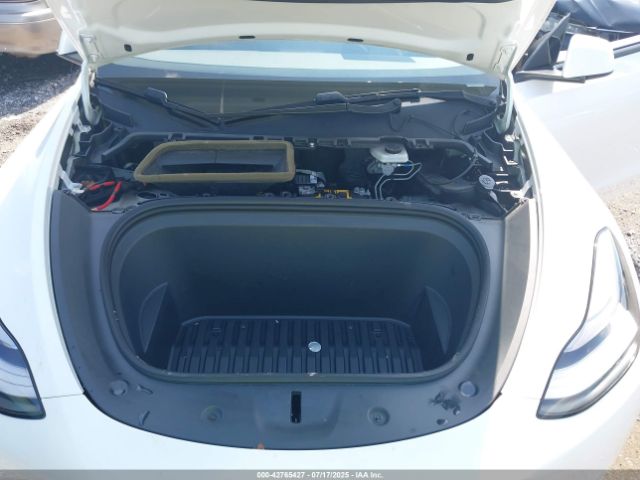 2021 TESLA MODEL Y 5YJYGDEF2MF075485 Photo 9