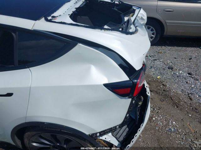 2021 TESLA MODEL Y 5YJYGDEF2MF075485 Photo 5
