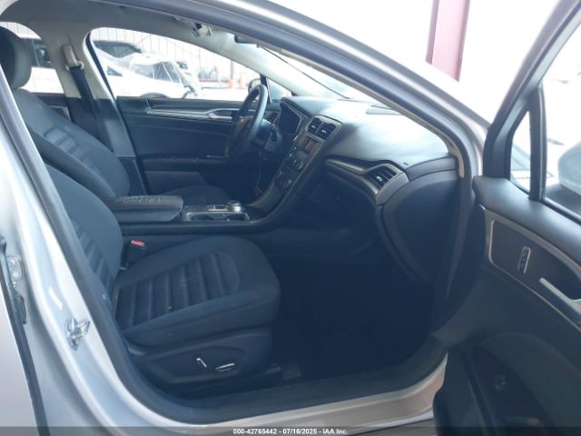 2017 FORD FUSION HYBRID 3FA6P0LU4HR287932 Photo 4