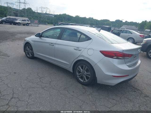 5NPD84LF2JH282521 Hyundai mpi nu