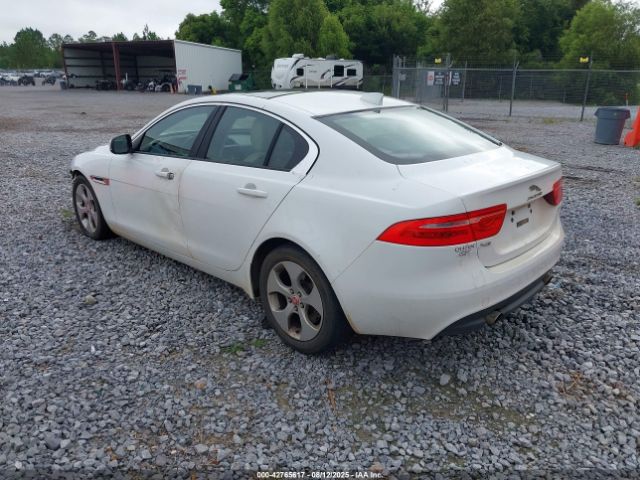 2017 JAGUAR XE SAJAR4BG9HA966883 Photo 2