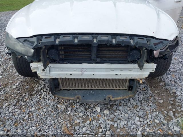 2017 JAGUAR XE SAJAR4BG9HA966883 Photo 5