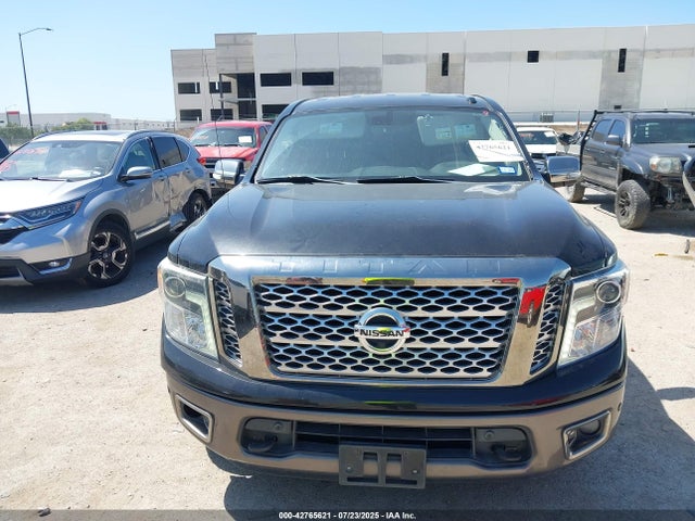 1N6AA1E63HN529510 Nissan 2017