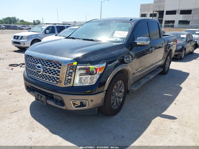 1N6AA1E63HN529510 Nissan 2017