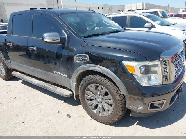 1N6AA1E63HN529510 Nissan 2017