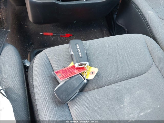 RAM 1500 2022 1C6SRFBT5NN222740 Image 11