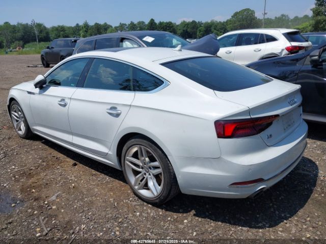 2019 AUDI A5 WAUBNCF56KA042875 Photo 2