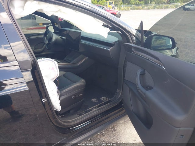 2023 TESLA MODEL X 7SAXCDE52PF376604 Photo 4