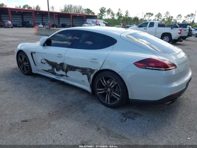 2016 PORSCHE PANAMERA WP0AB2A78GL050563 Photo 2