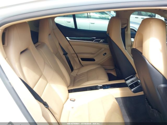 2016 PORSCHE PANAMERA WP0AB2A78GL050563 Photo 7