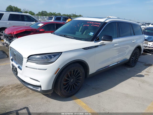 Lincoln gtdi 2023 5LM5J6WC7PGL27870 Image 2