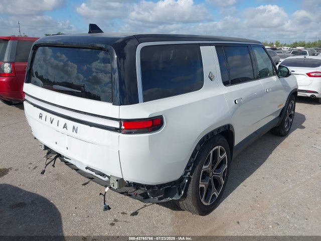 Rivian R1s 2024 7PDSGABA4RN038484 Image 4
