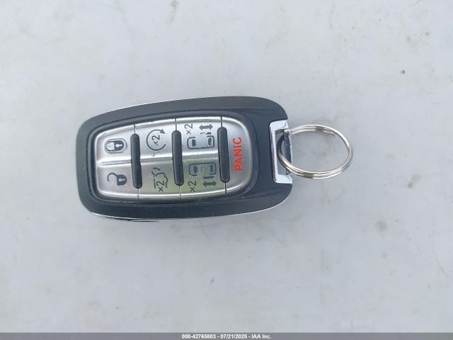 Chrysler Voyager 2022 2C4RC1CG1NR215624 Image 11