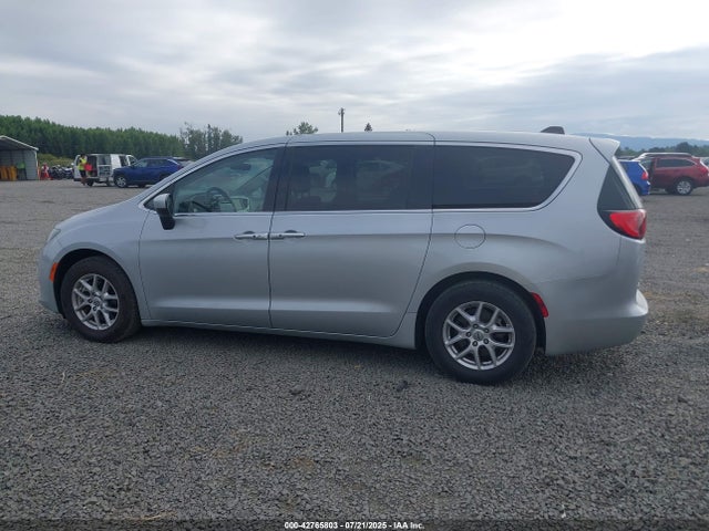 Chrysler Voyager 2022 2C4RC1CG1NR215624 Image 14