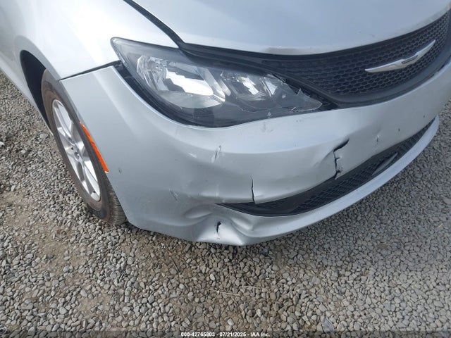 Chrysler Voyager 2022 2C4RC1CG1NR215624 Image 6