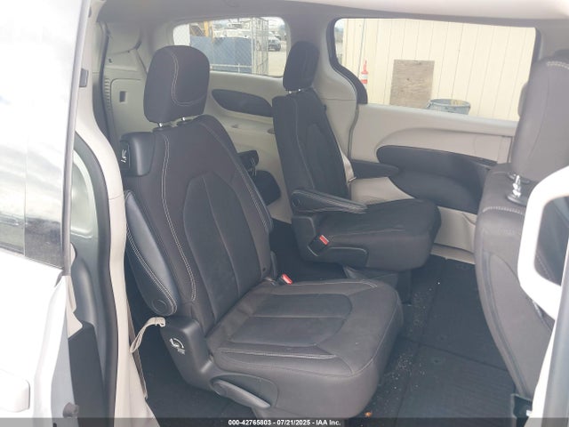 Chrysler Voyager 2022 2C4RC1CG1NR215624 Image 8