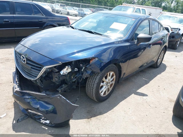 Mazda pe 2014 3MZBM1V70EM118026 Image 2