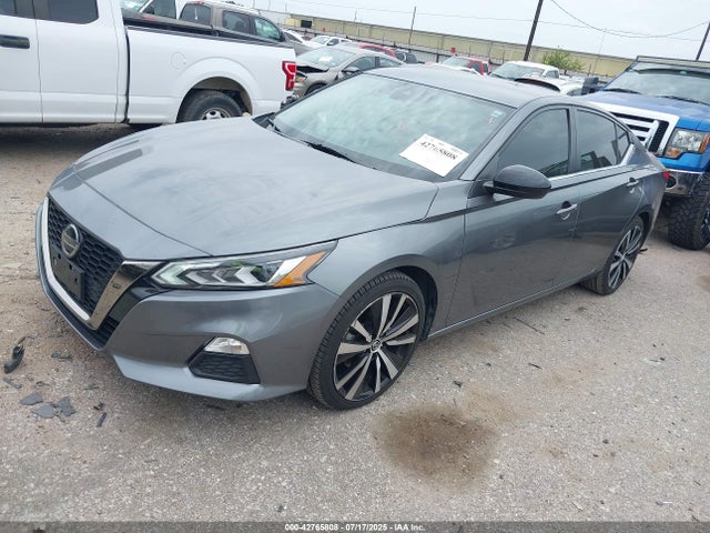 1N4BL4CV9NN404848 Nissan Altima