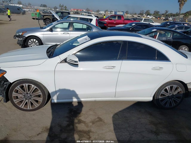 Mercedes-Benz m270 2019 WDDSJ4EB9KN729245 Image 15