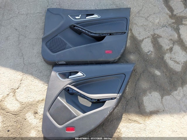 Mercedes-Benz m270 2019 WDDSJ4EB9KN729245 Image 18