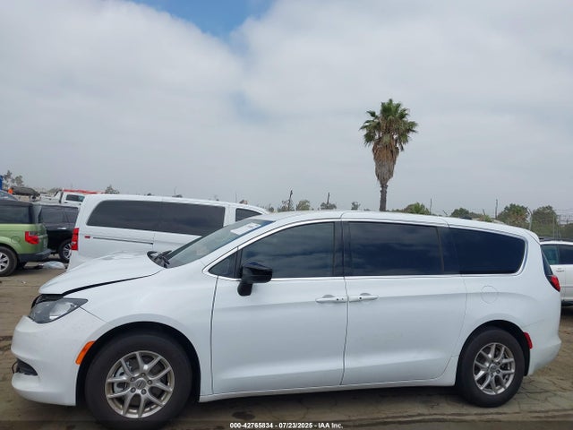 2C4RC1CGXRR106794 Chrysler 2024