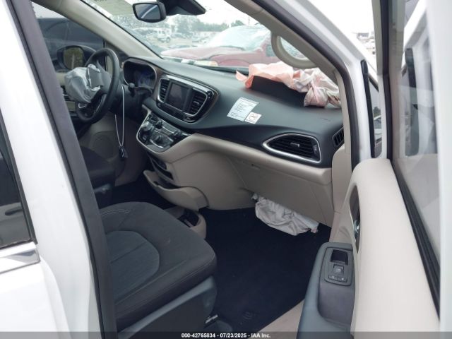 2024 CHRYSLER VOYAGER 2C4RC1CGXRR106794 Photo 4