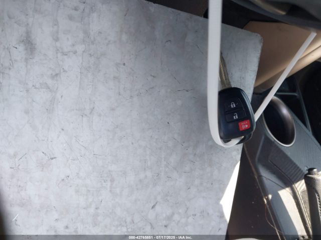 2015 TOYOTA RAV4 JTMZFREV4FJ050420 Photo 10