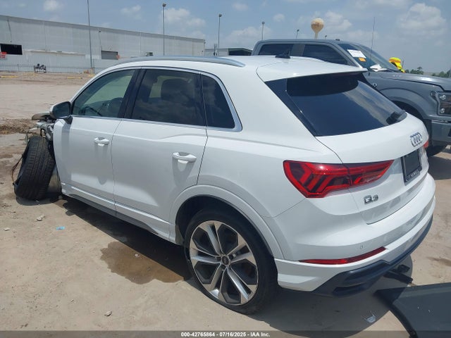 2020 AUDI Q3 WA1EECF34L1115297 Photo 2
