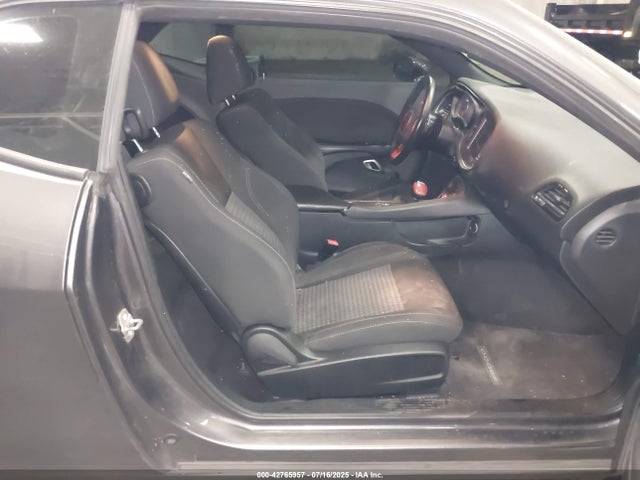 42765957 :رقم المزاد ، 2C3CDZAGXGH249983 vin ، 2016 Dodge Challenger Sxt مزاد بيع